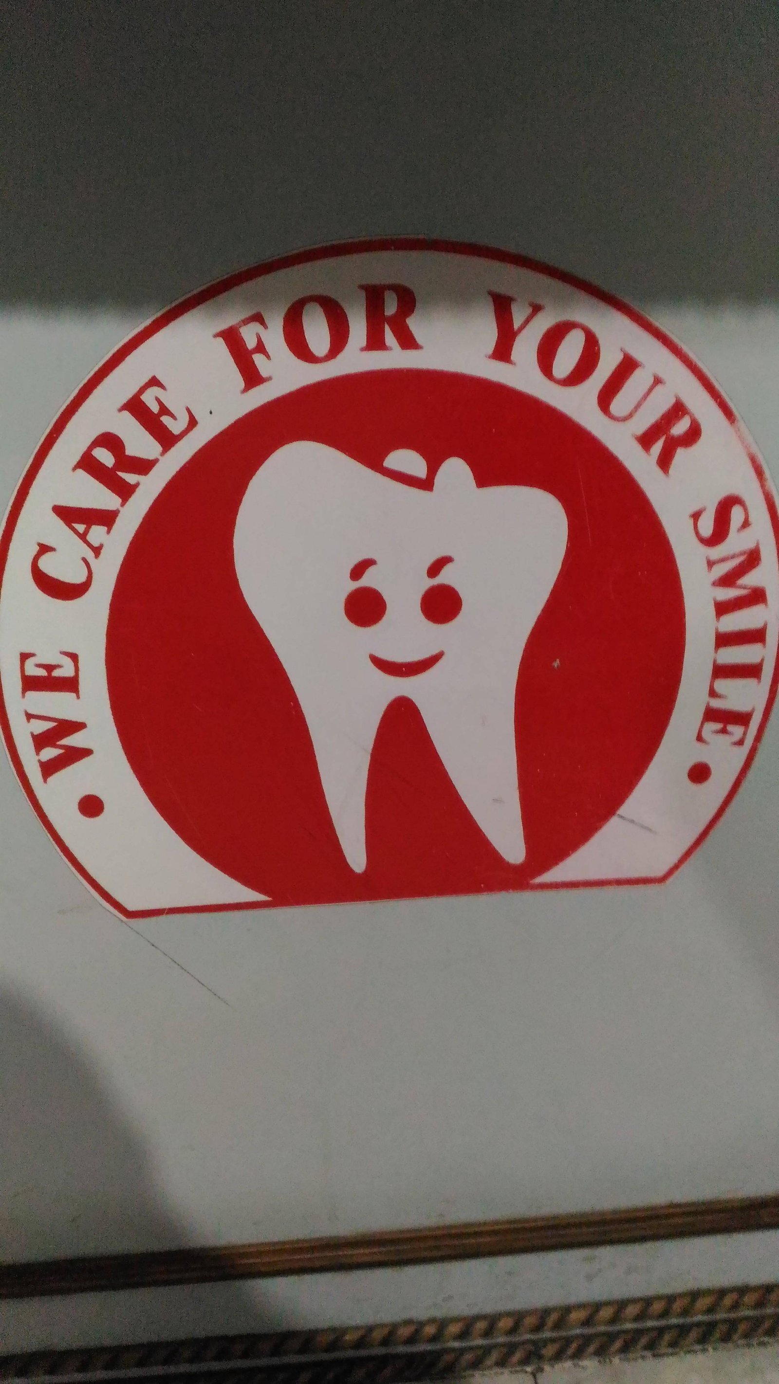Civil Dental Clinic, Hazratganj